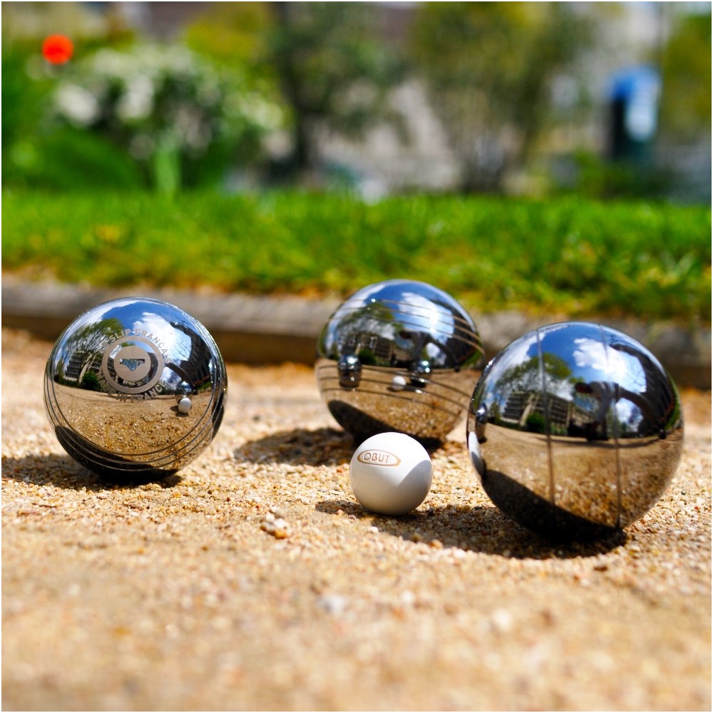 Concours de pétanque à Salon-La-Tour, Salon-la-Tour