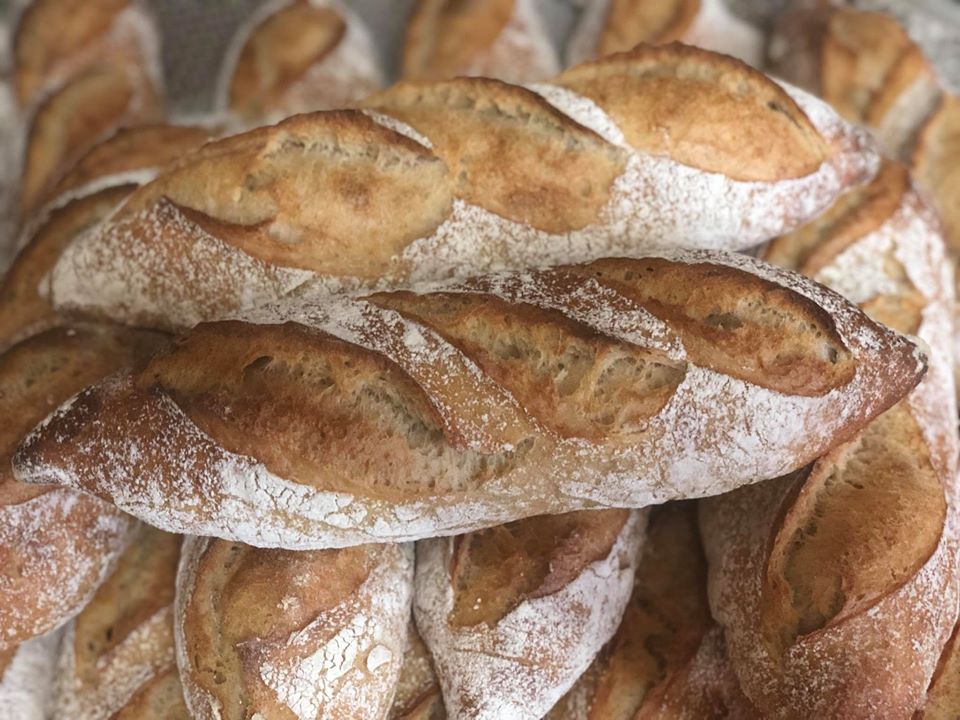 Boulangerie-pâtisserie : Aux Délices de La Marquise — Fast food & Street food à Corrèze