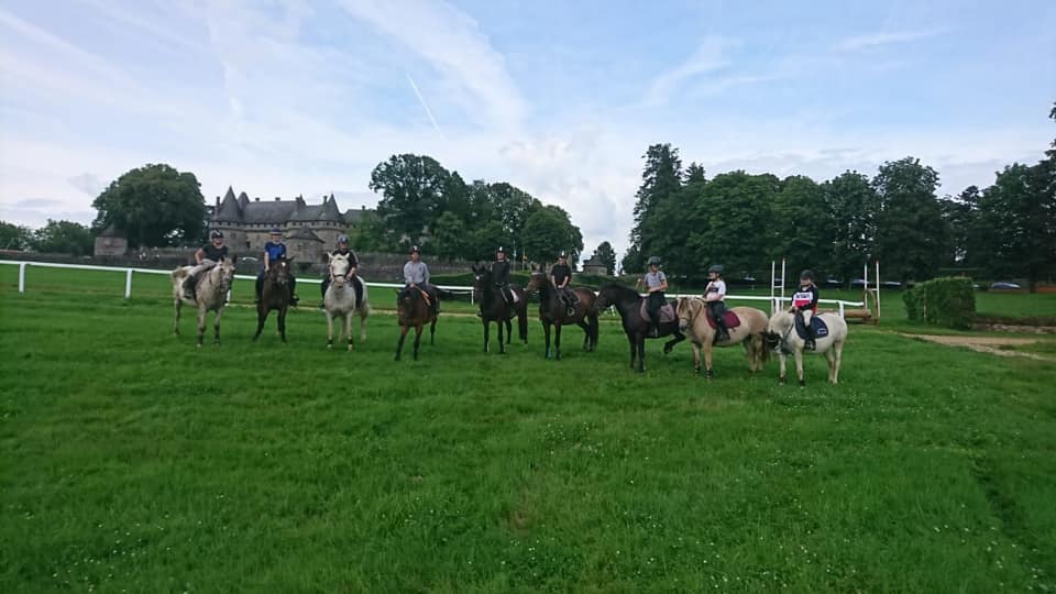Les Ecuries du Mas, Saint-Sornin-Lavolps