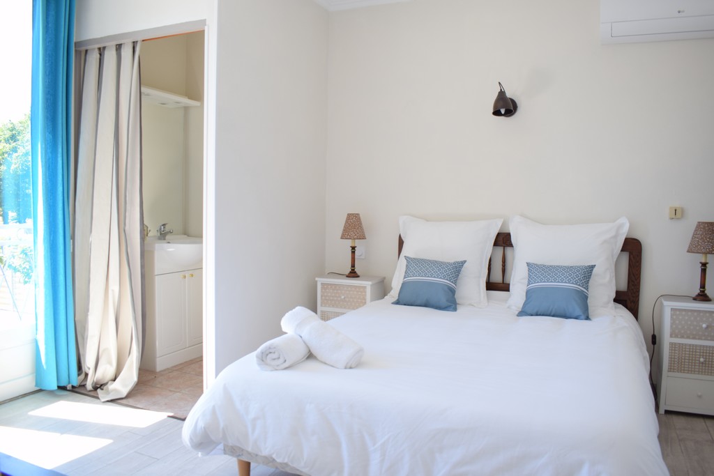 Chambres d'hôtes  Source de la Vallée, Sadroc - photo 2