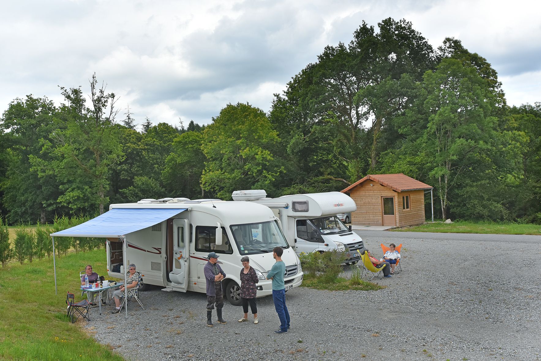 Aire d'accueil Camping-Cars d'Auriat, Auriat - photo 2