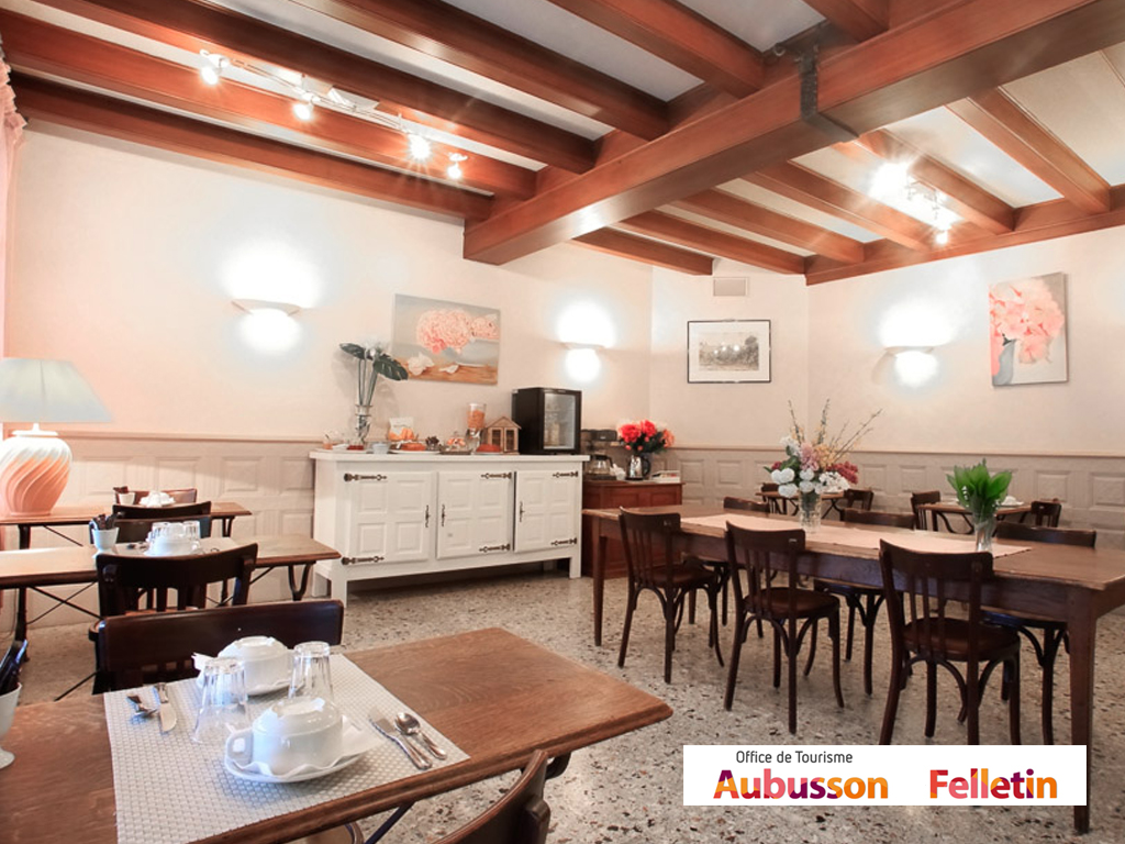 Hôtel "Au Petit Vatel", Moutier-Rozeille - photo 7