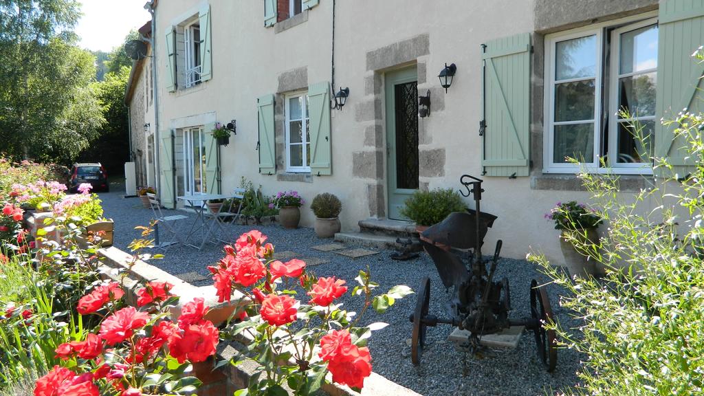 Location "Gîte du Pêcher"