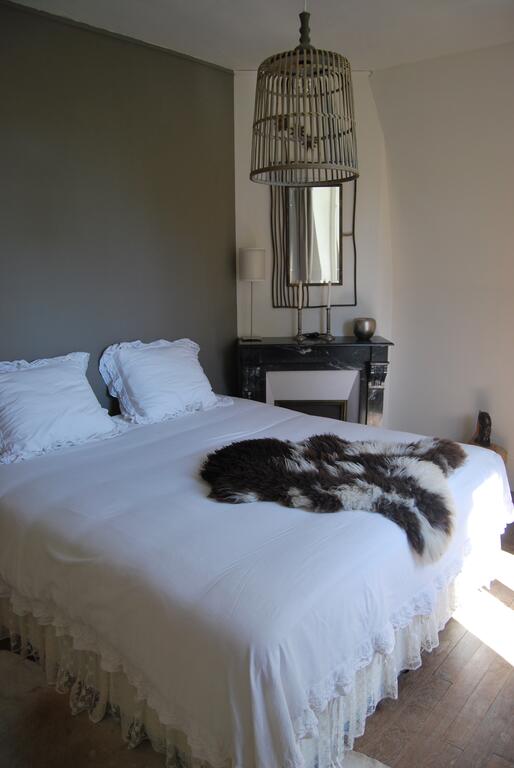 Chambres d'Hôtes "Château Sourliavoux", Vallière