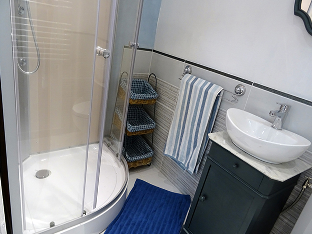 Location "Le Chalet de Mary", Saint-Marc-à-Frongier - photo 2