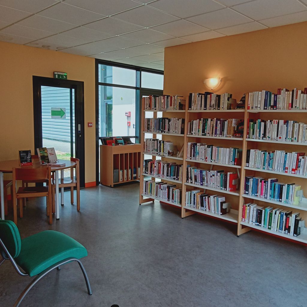 Bibliothèque Municipale Bénéventine, Bénévent-l'Abbaye - photo 4