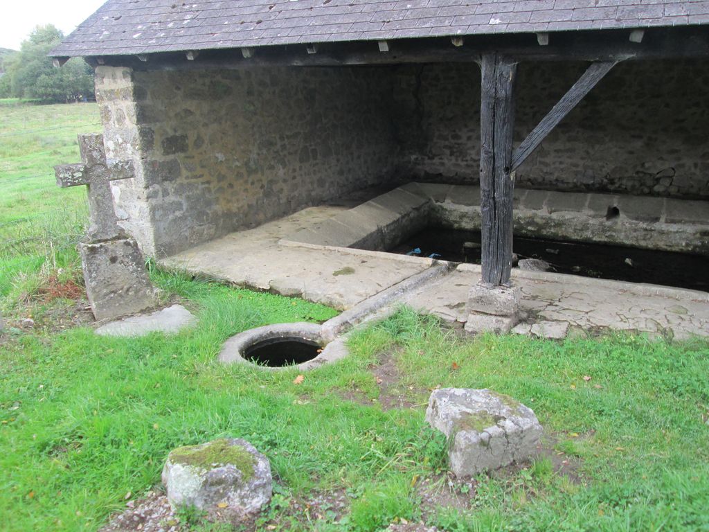 Fontaine Saint Rémy de Mourioux, Mourioux-Vieilleville