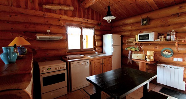 Gite insolites: Domaine de la Vergnolle "Fustes en bois le pêcheur" - photo 5