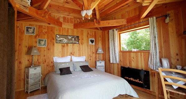 Gite : Domaine de la vergnolle cabane sur l'eau, Roches - photo 4