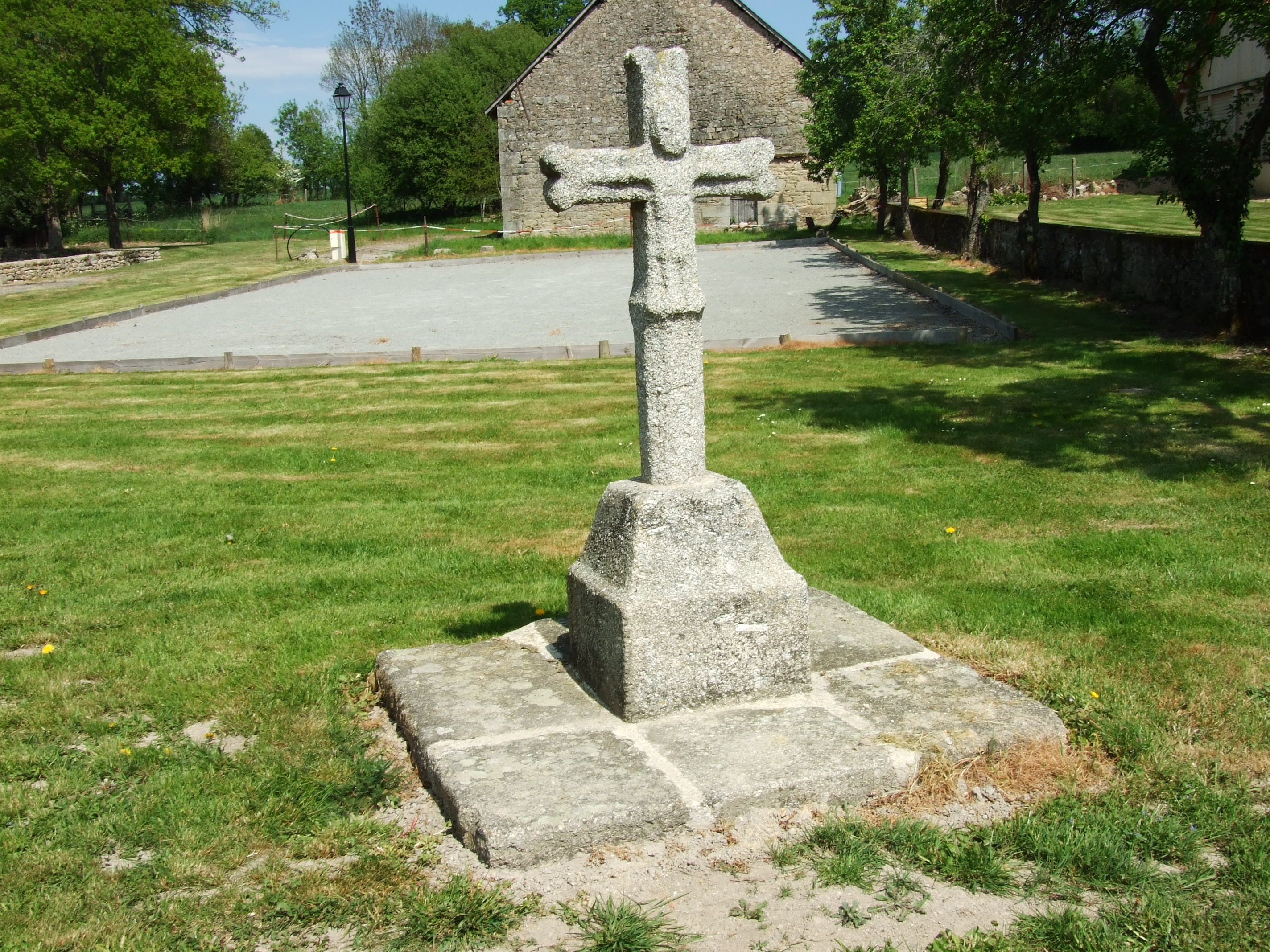 Le Parc de la Place Saint Antoine, Roches - photo 2