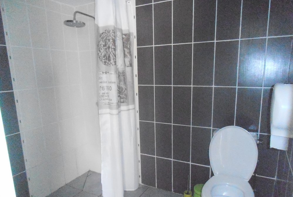 Aire d'accueil camping-car à la Ferme Arc-en-Ciel - photo 2