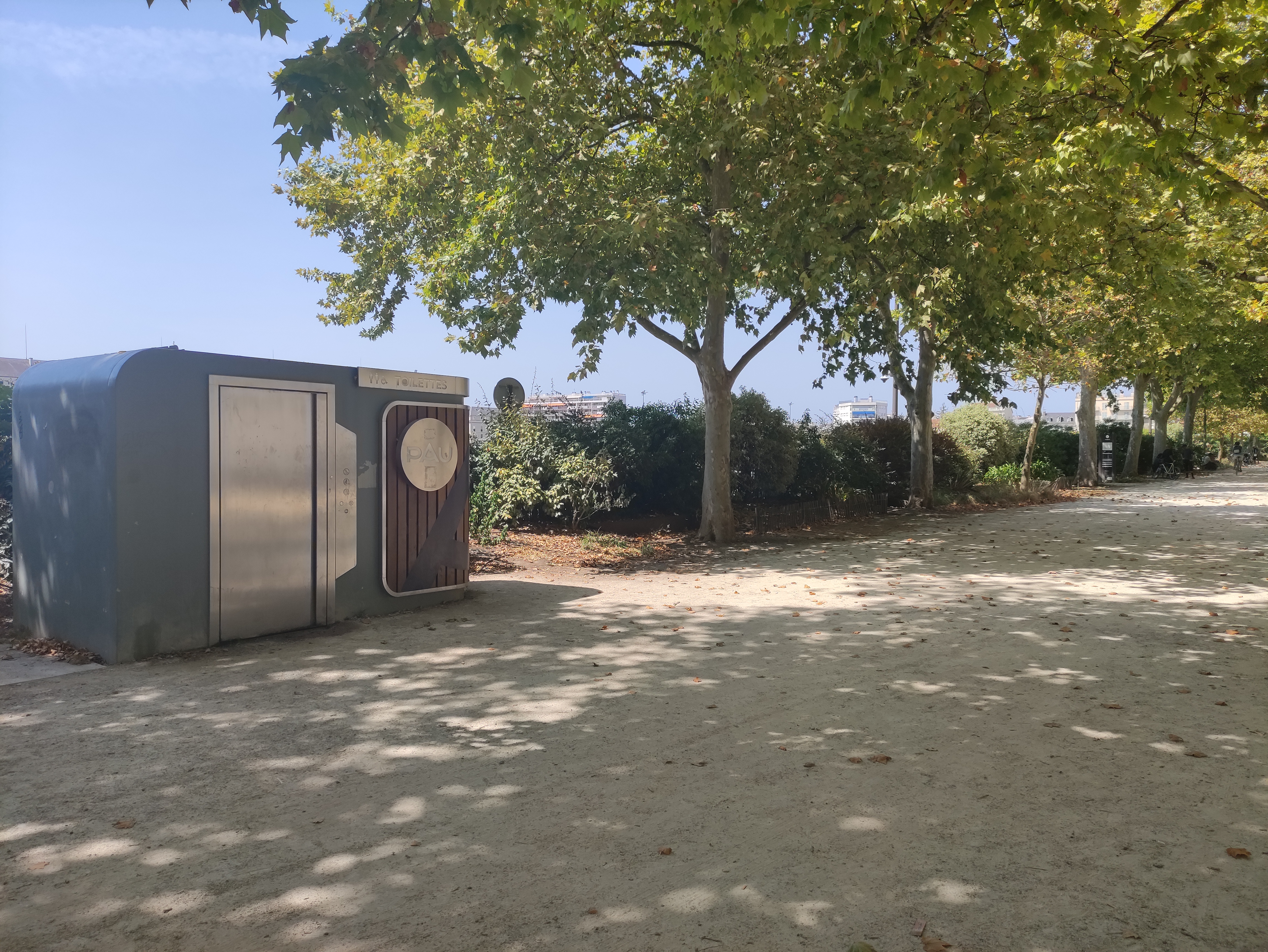 Toilettes Verdun Sud — photo 3