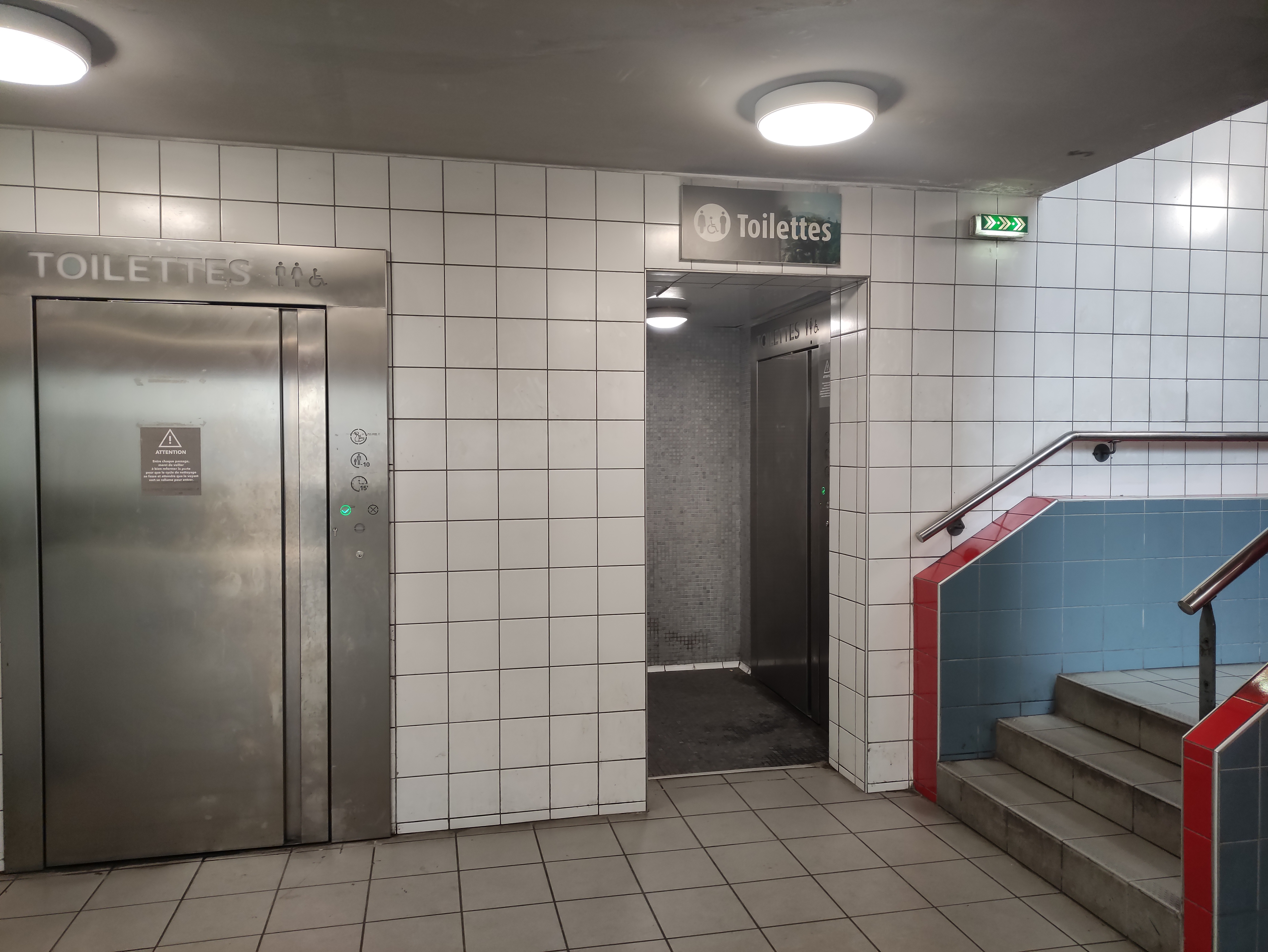 Toilettes Parking Clémenceau — photo 3