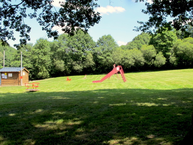 Aire d'accueil camping-car - photo 2