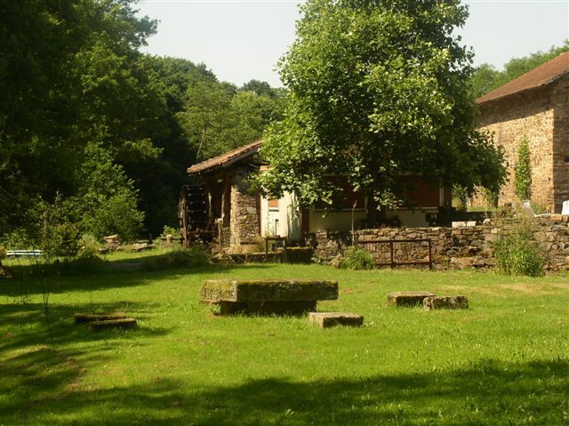 En passant par la Gouzonie, Saint-Genest-sur-Roselle - photo 2