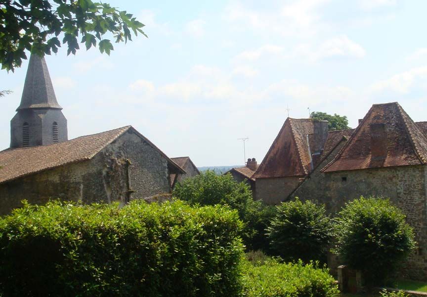 Les trois forêts : les sentiers de Burgou, Marval