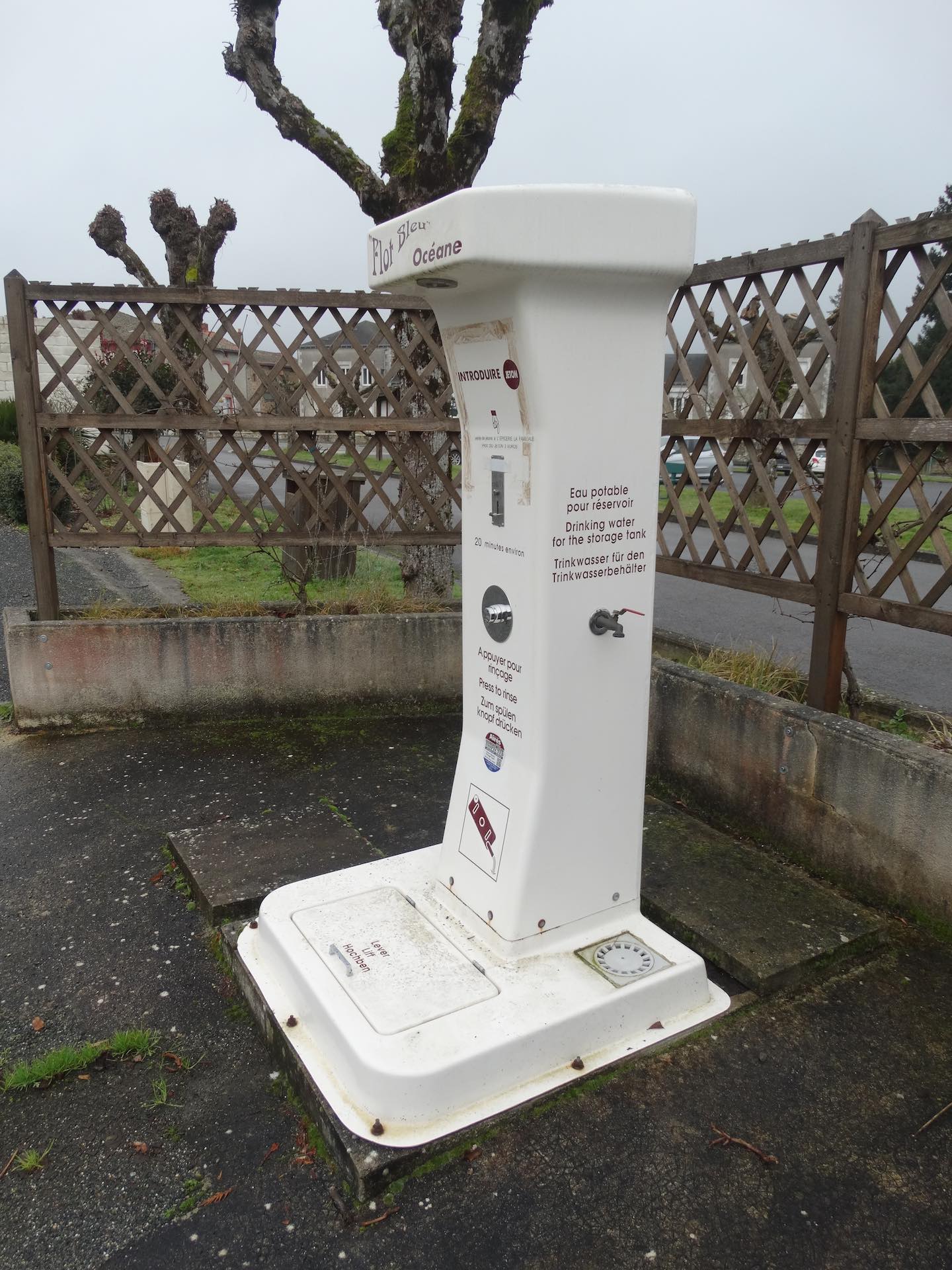 Aire de service de Vayres - photo 2