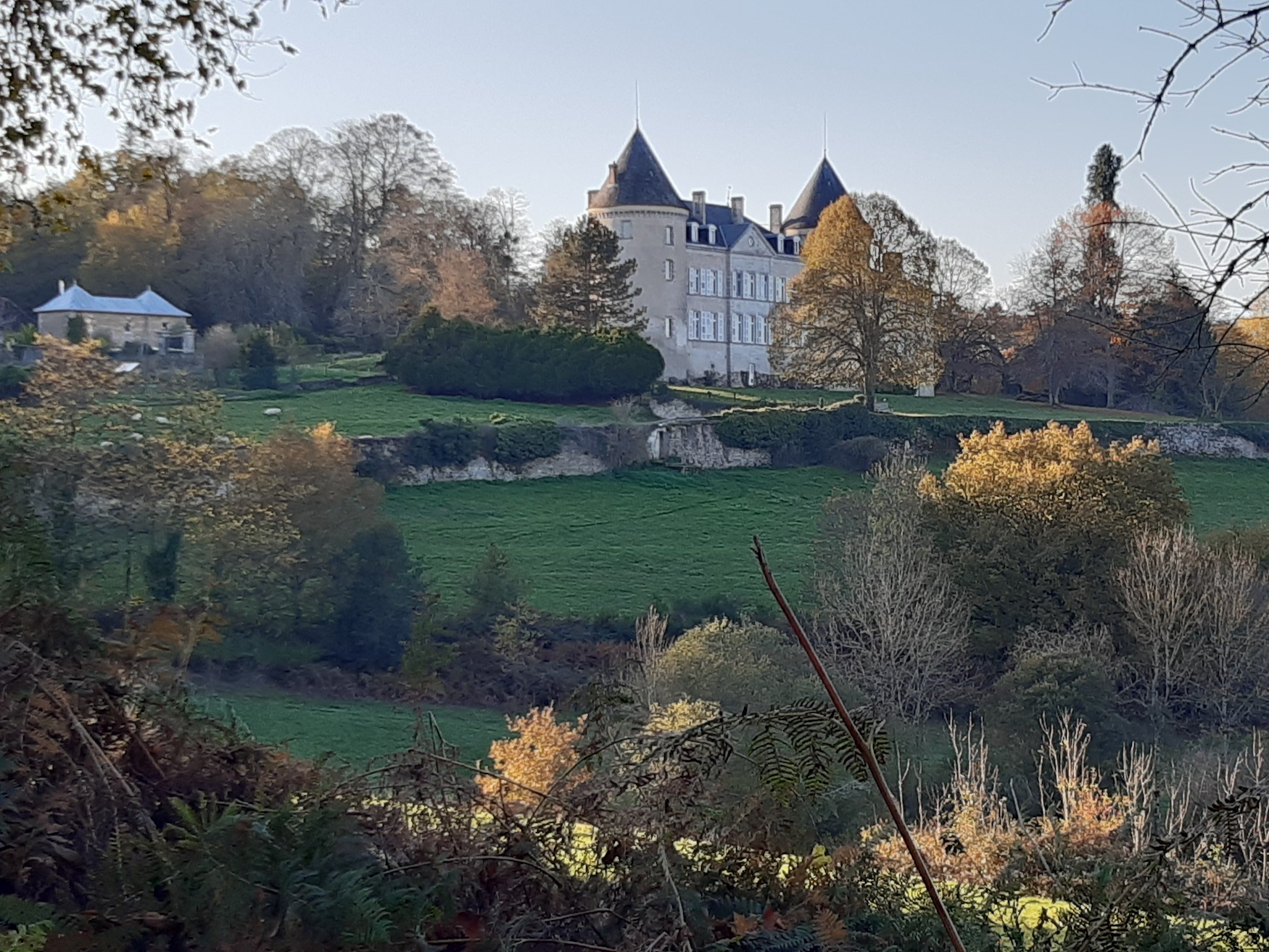 La Traversée du Haut Limousin, Val d'Issoire - photo 7