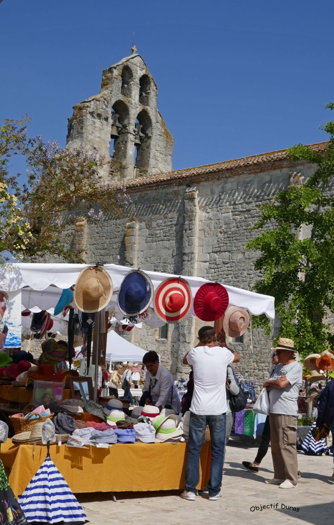 Foire aux chapeaux, Monteton