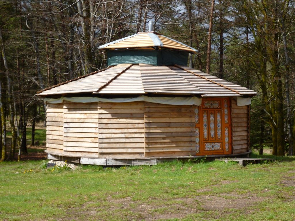 Yourte de la Ferme de Vassivière (2 personnes)