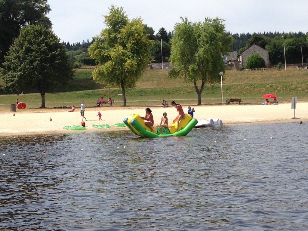 Aplouf : parc aqualudique et waterballs, Royère-de-Vassivière