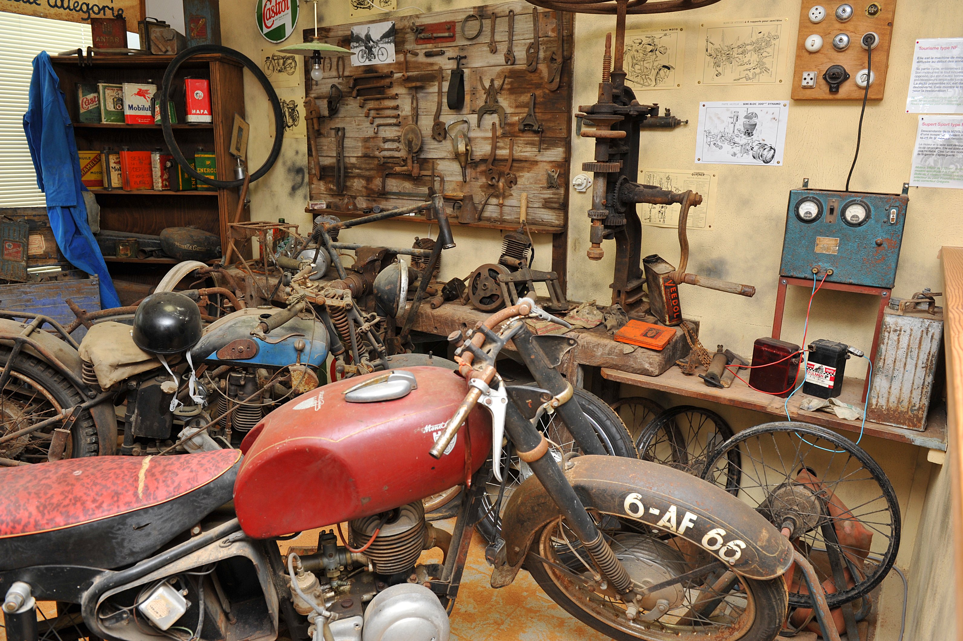 Musée de motos Monet & Goyon, Melle