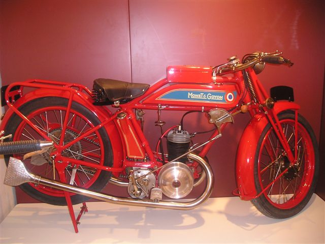 Musée de motos Monet & Goyon, Melle - photo 4