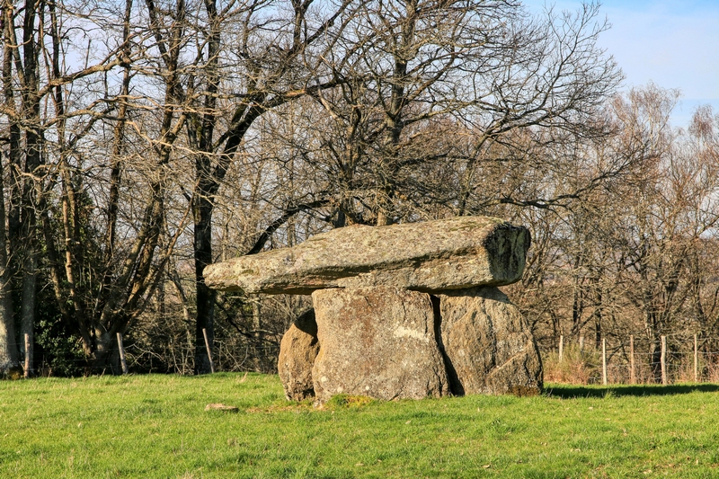 Dolmen de Pierre Levée, Fromental