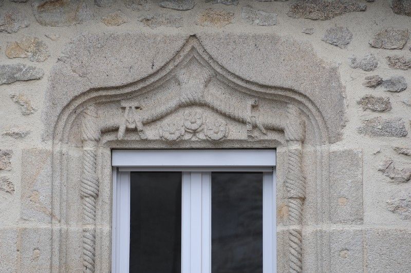 Château de Monisme : fenêtre, Bessines-sur-Gartempe - photo 3