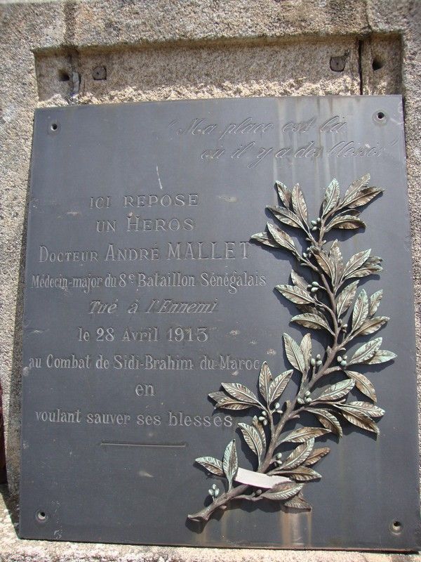 Tombe du Docteur Mallet, Razès