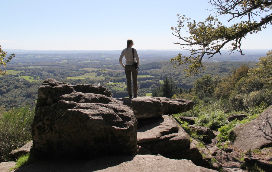 Pierre branlante, La Jonchère-Saint-Maurice