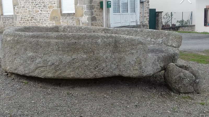 Baptistère, Nantiat - photo 4