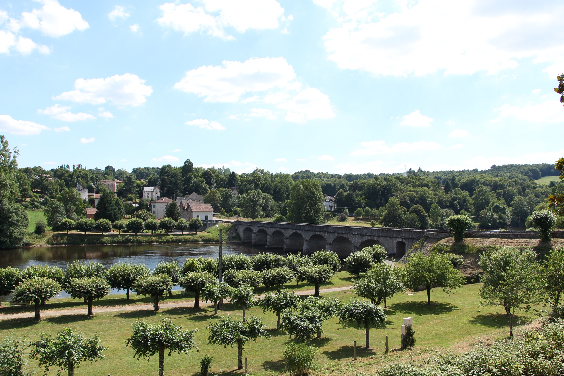 Visiter Saint-Victurnien