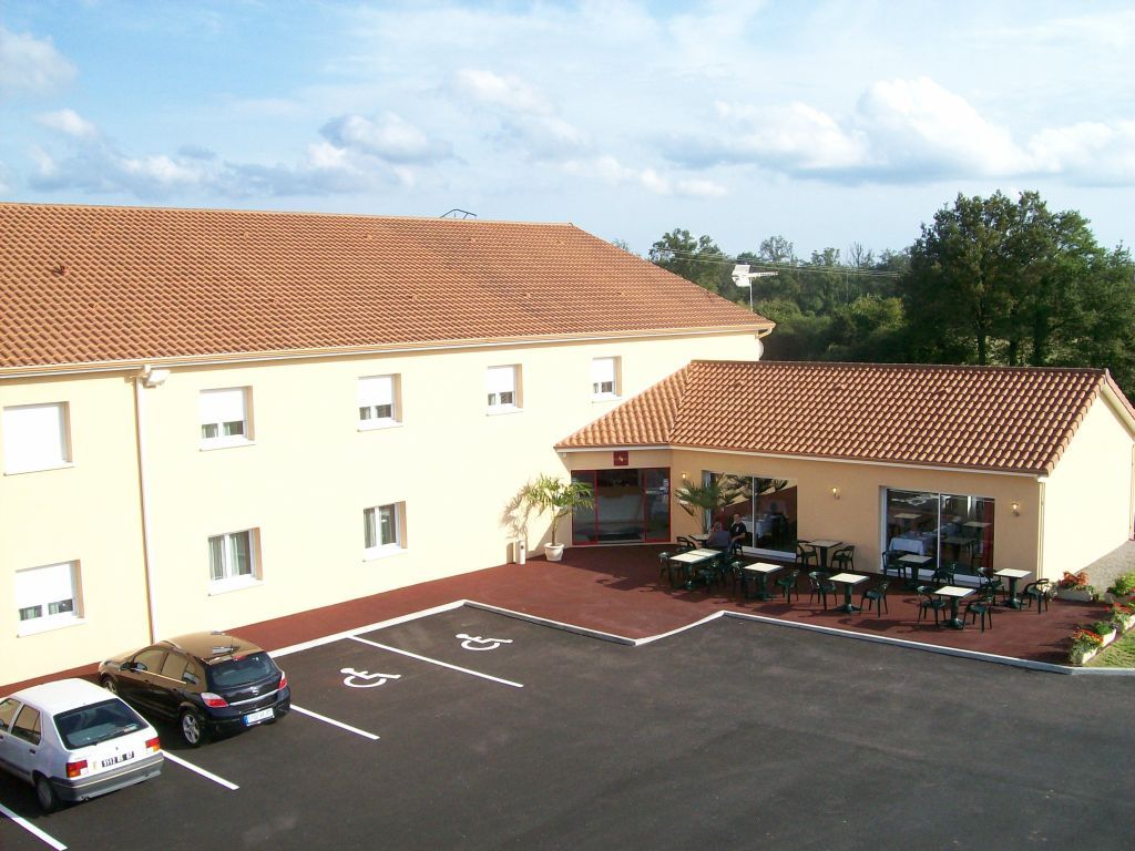 Hôtel Restaurant l'Azur - photo 2