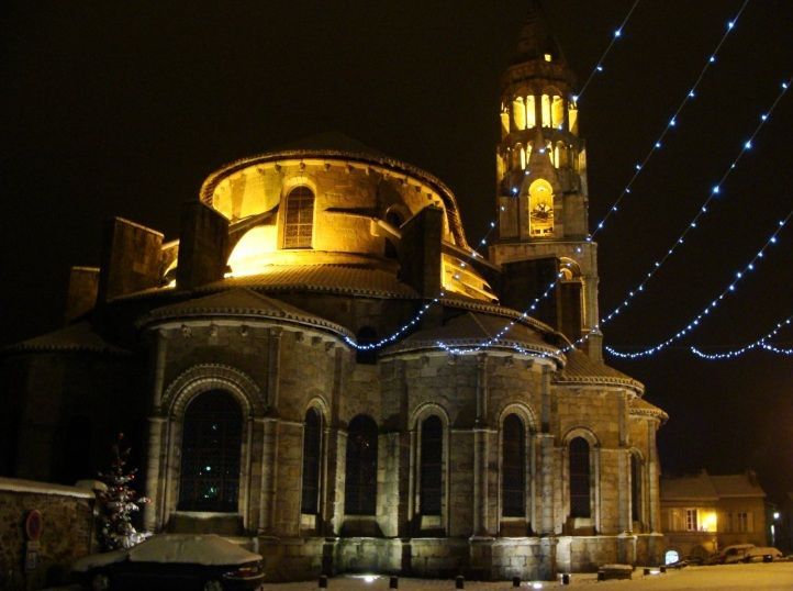 Collégiale romane de Saint-Léonard de Noblat inscrite au patrimoine mondial de l'UNESCO, Saint-Léonard-de-Noblat - photo 2