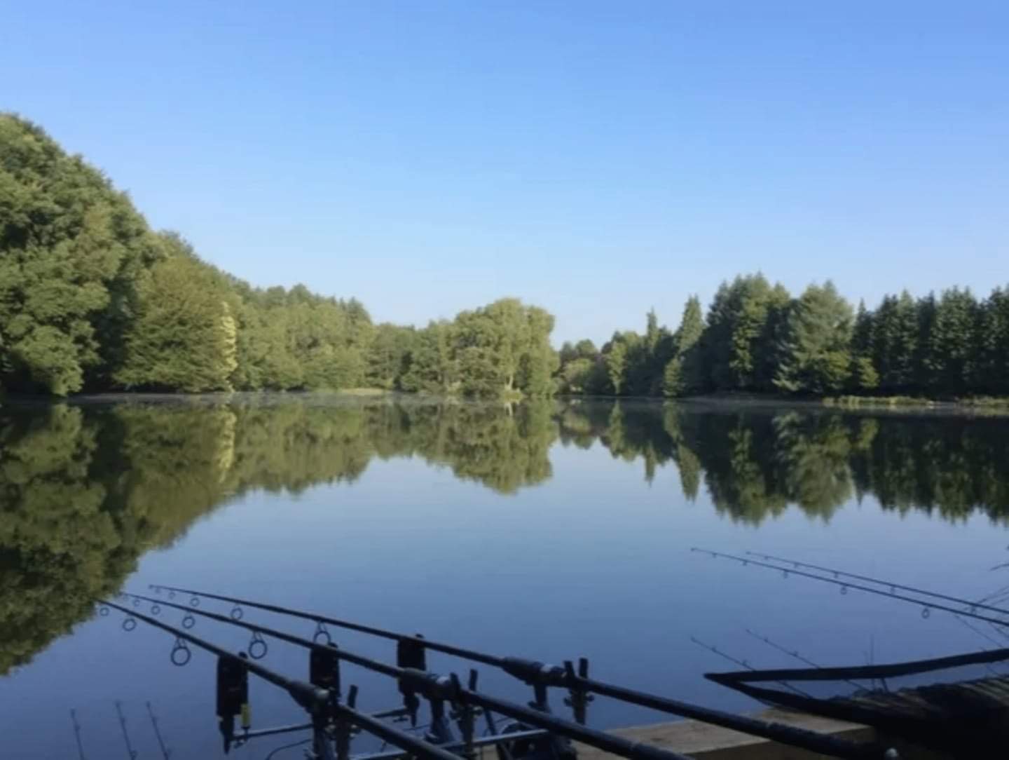 Spruce Lake, Sauviat-sur-Vige - photo 6