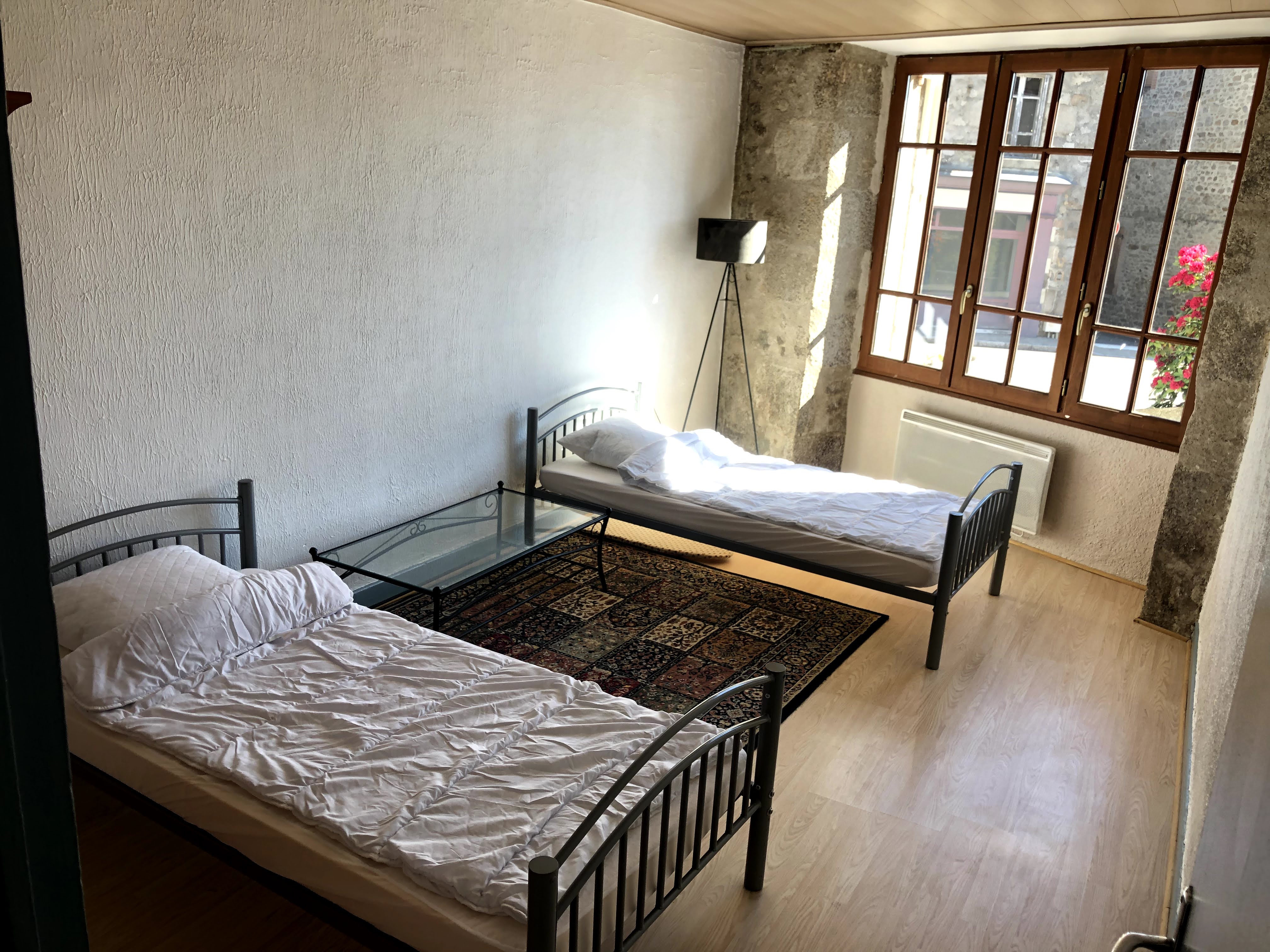 F2 Place de l'église, Sauviat-sur-Vige - photo 3