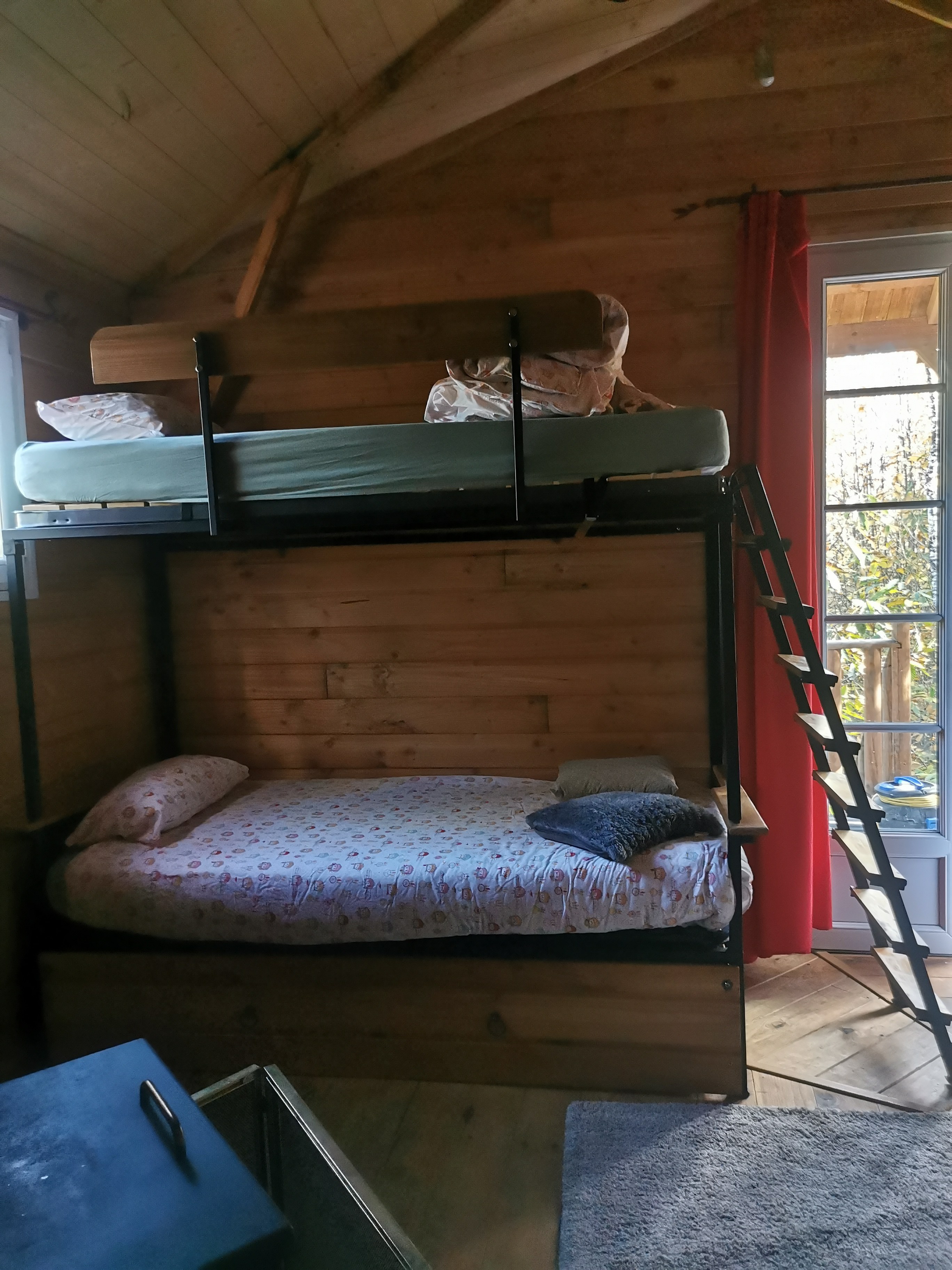 Cabane sur Pilotis les Bois de Saint Auvent, La Geneytouse - photo 2