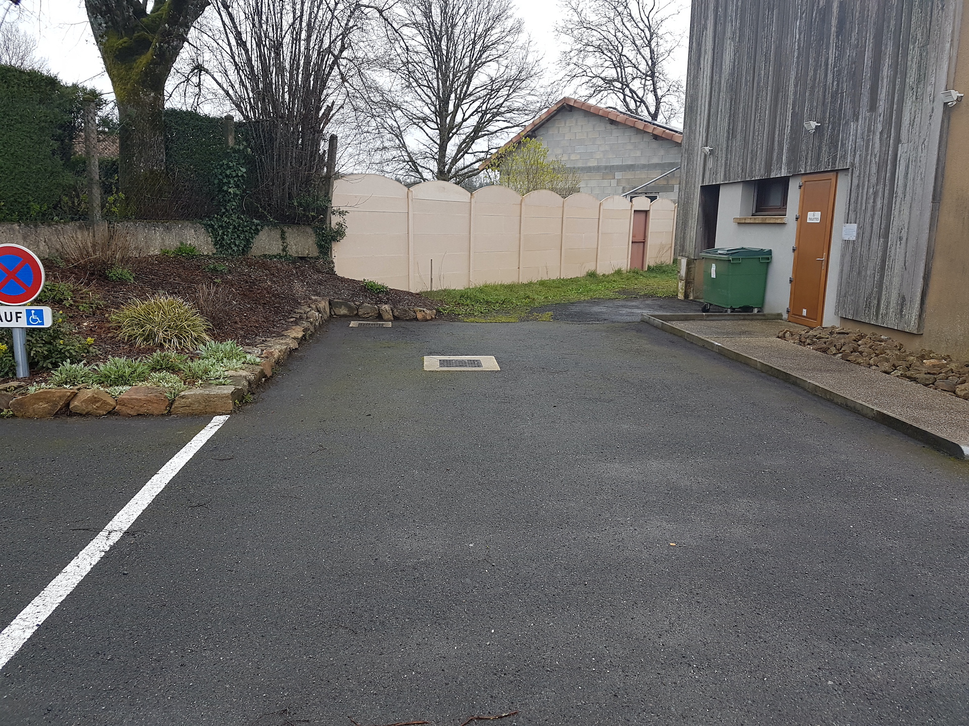 Aire de services camping-car - photo 2