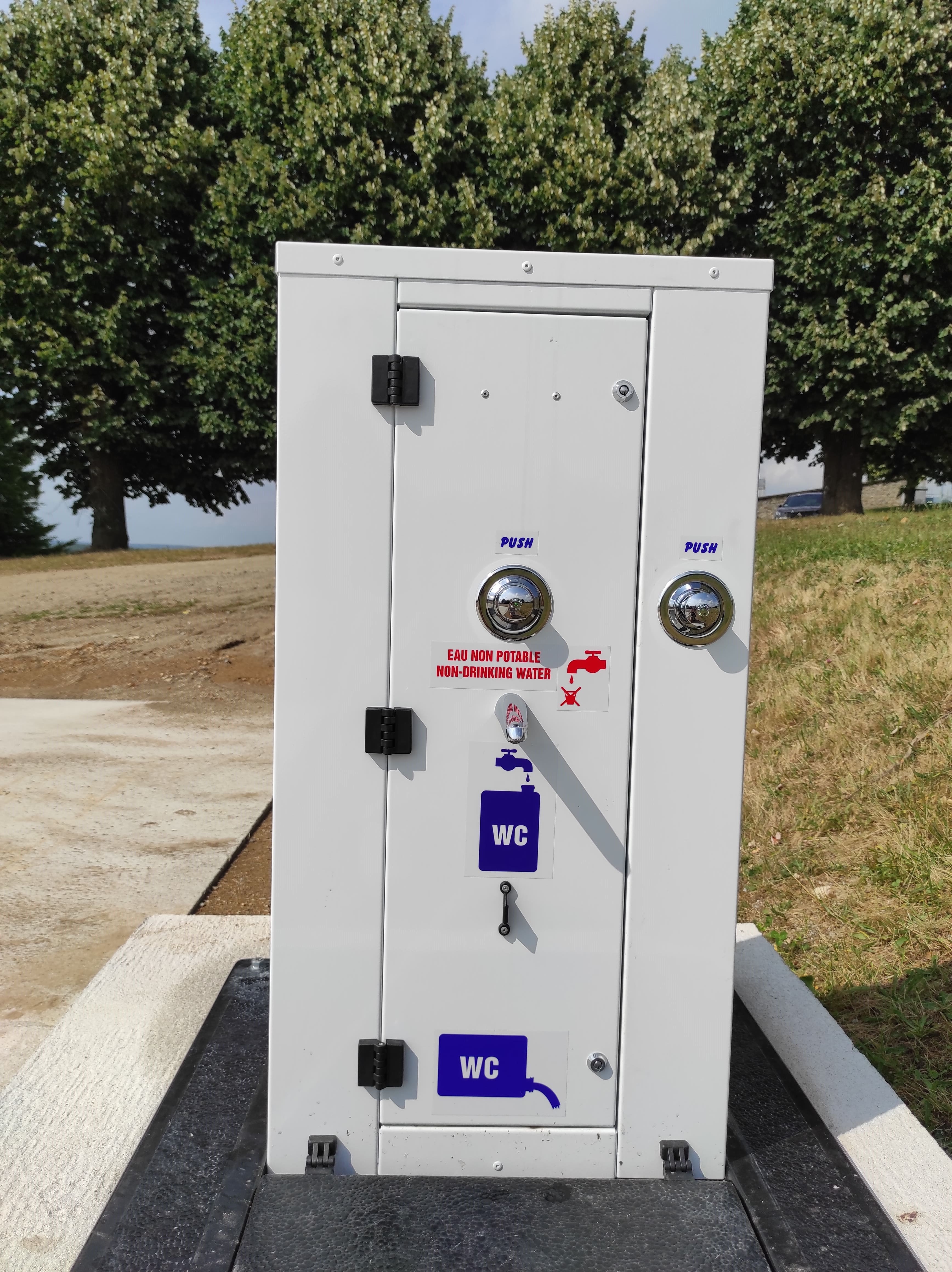 Aire de services de camping-car - photo 5