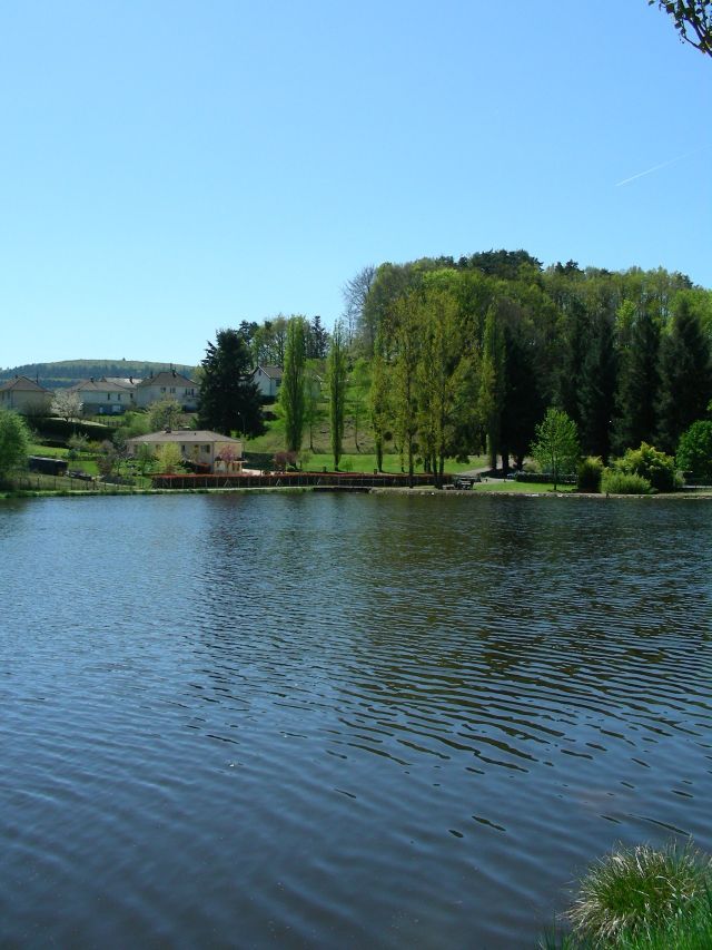 Etang de pêche de Fressengeas, Eymoutiers - photo 2