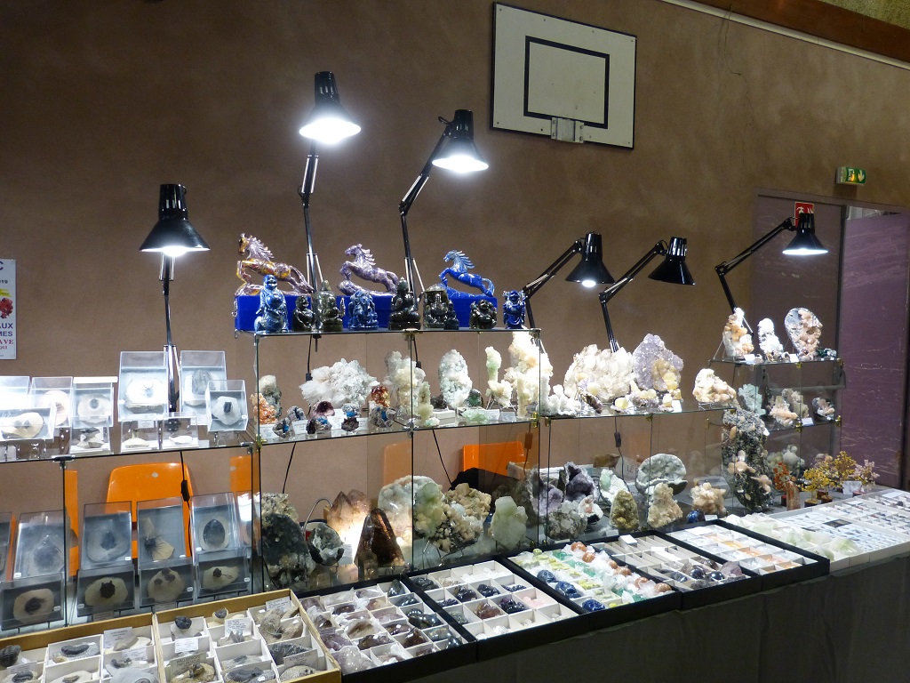 42ème Bourse aux Minéraux, Fossiles et pierres taillées, Eymoutiers - photo 2