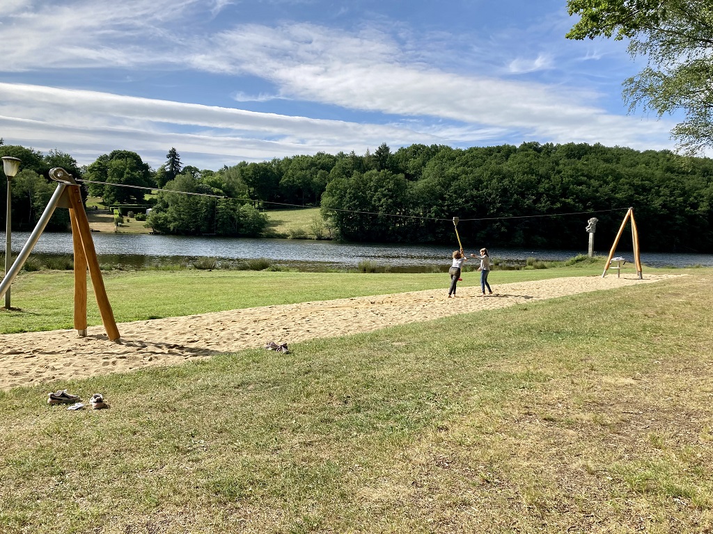 Plage du lac de Ste Hélène, à Bujaleuf, Bujaleuf - photo 5
