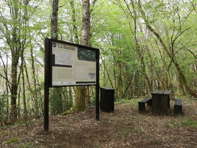 Motte Castrale de la Bastide, Laval-sur-Luzège - photo 4