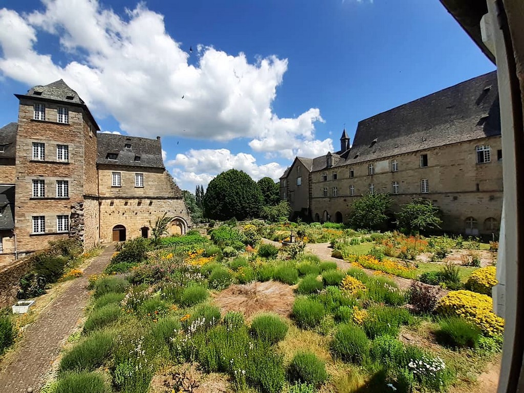 Abbaye Cistercienne d'Aubazine