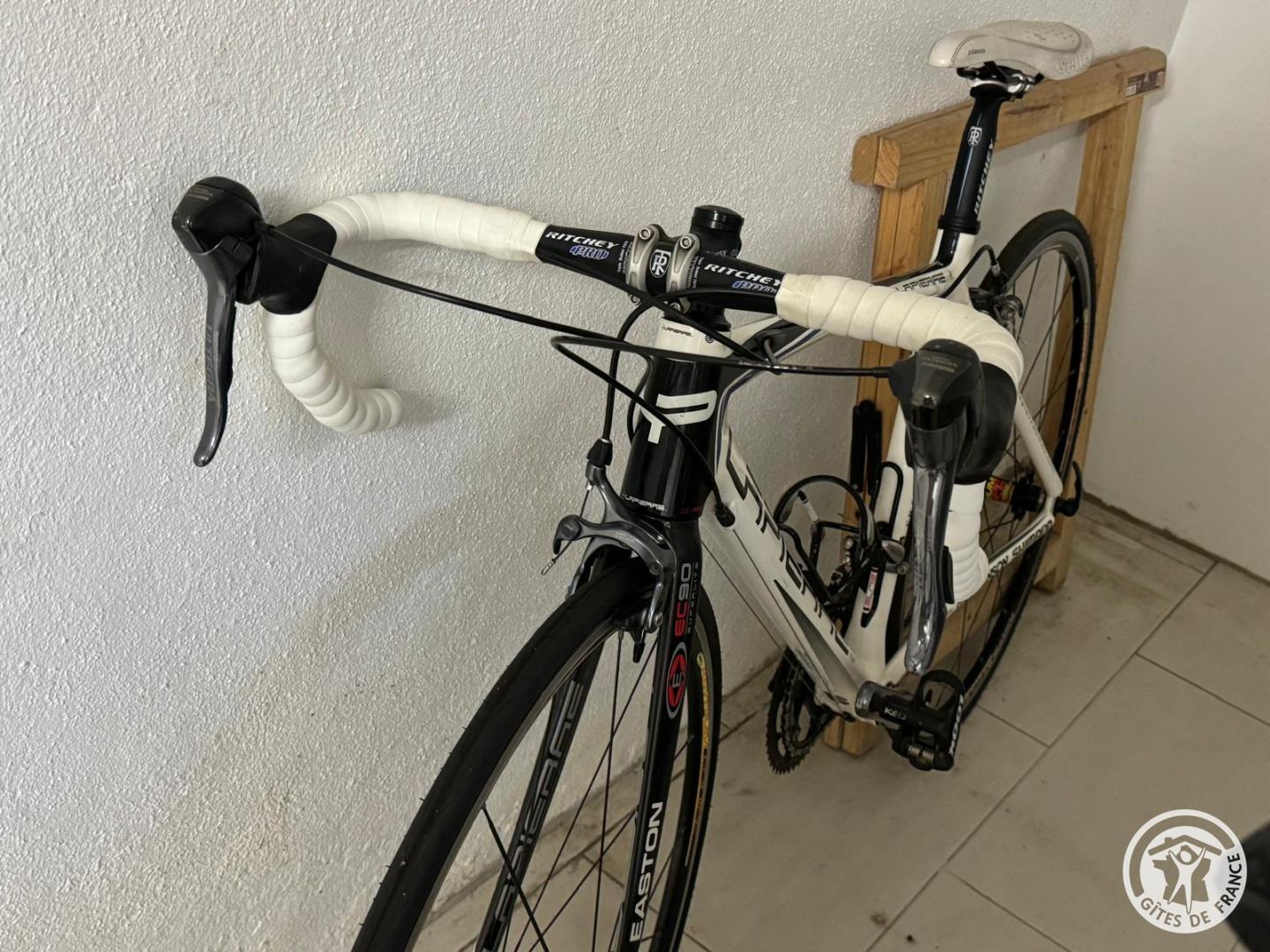 Pool house - photo 5