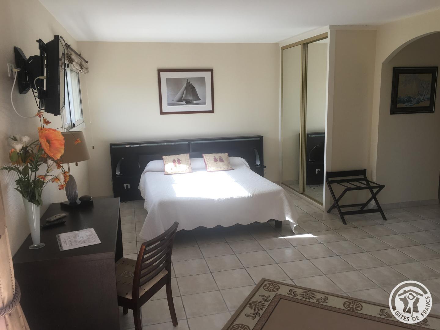 La Coloniale - photo 2