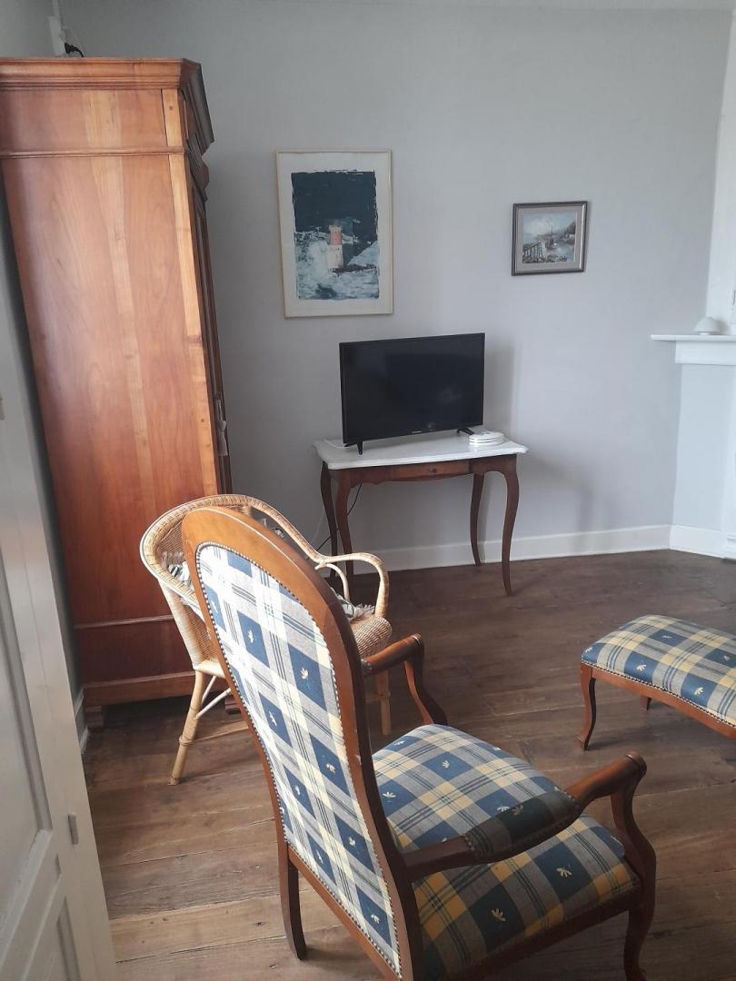 LES MOREILLES, Benayes - photo 12