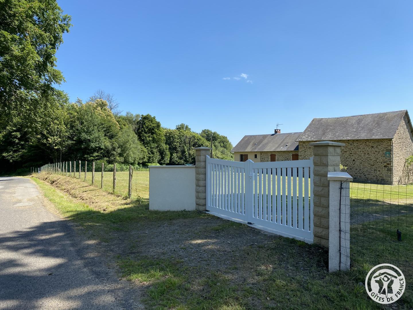 Location Gîtes de France  - Réf : 19G4029, Chamberet - photo 248