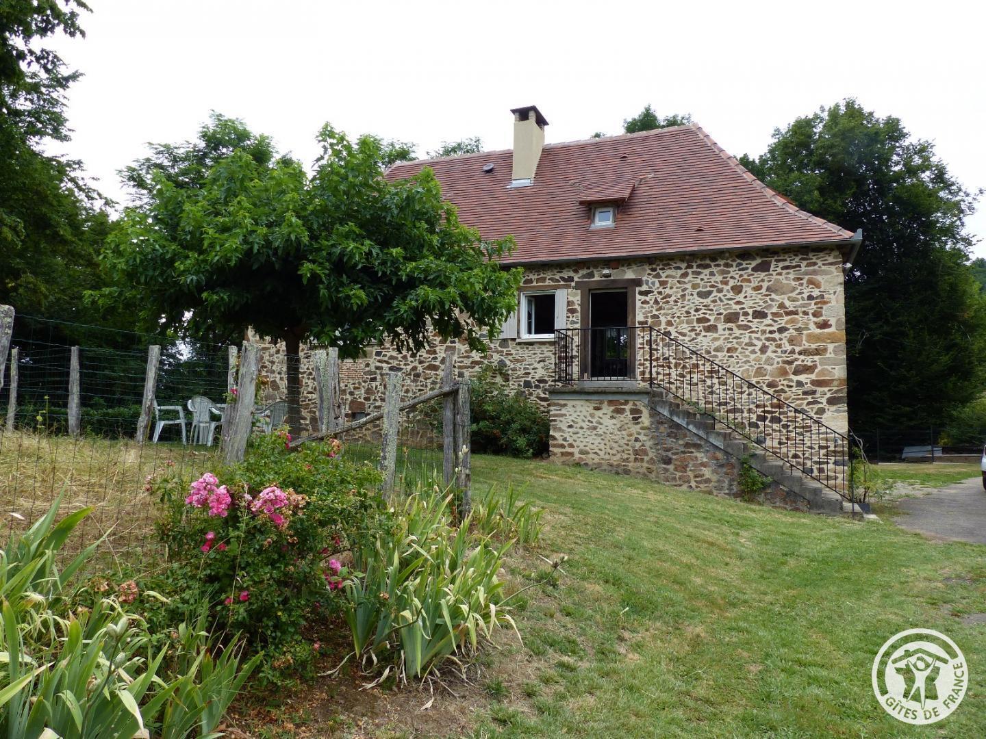 Location Gîtes de France  - Réf : 19G5007, Altillac - photo 187